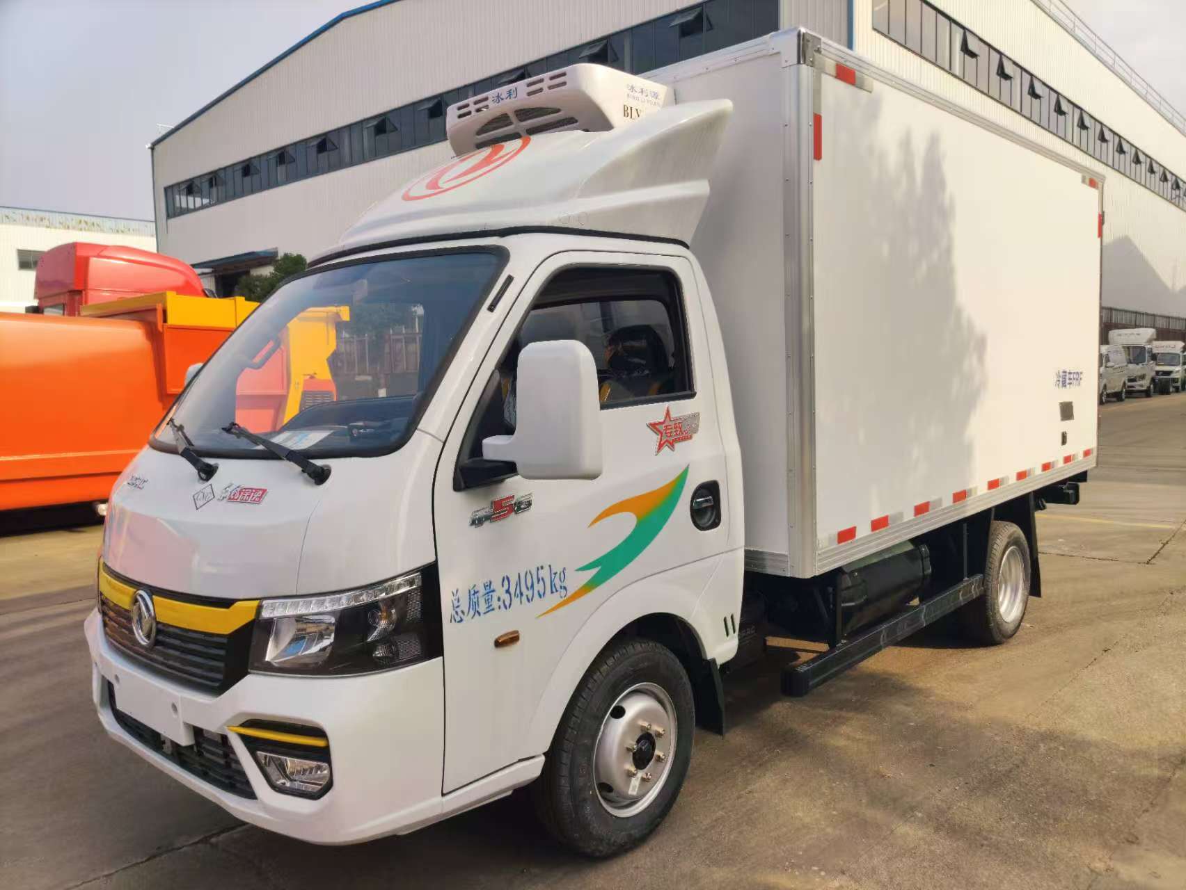 東風(fēng)途逸天然氣（CNG)冷藏車